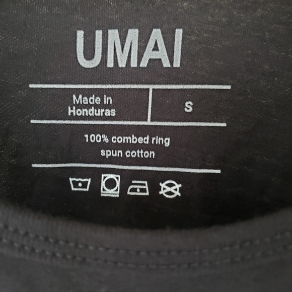 Umai Black Tank Top Anime Girl With A Sword Graphic Design - Picture 5 of 5